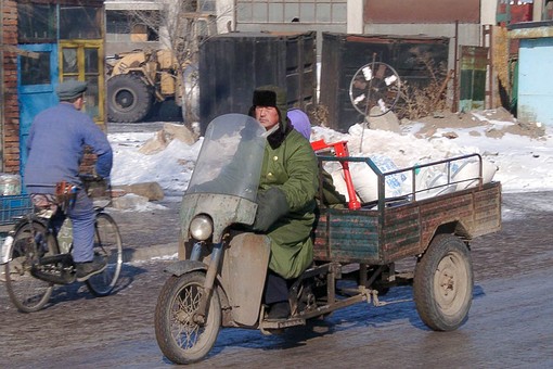 A1225022 - Street Scenes