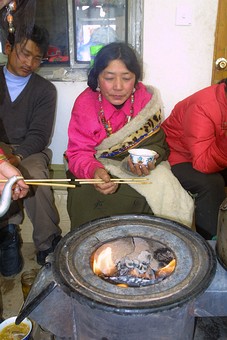 C0520033 - Langmusi Town