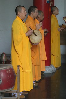 E0930047 - Linggu Temple