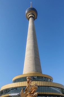F1121047 - Tv Tower-View