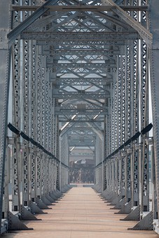 H0408337 - Broken Bridge