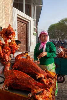 M0930050 - Sunday Market-Bazar