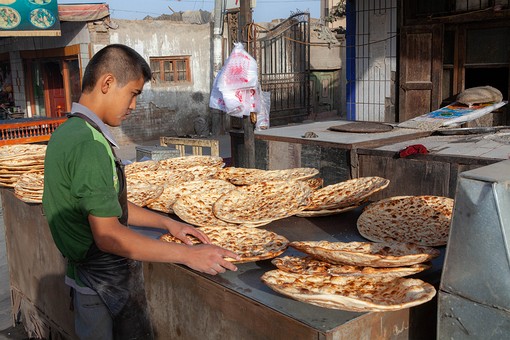 M0930080 - Sunday Market-Bazar