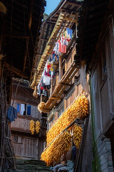 N0929112 - Lengde-Upper Village