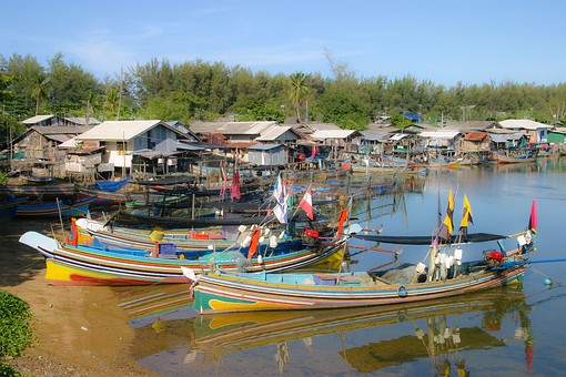 D0814239 - Fishing Village