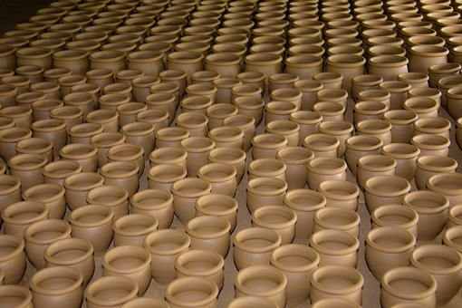 I1123821 - Dan Kwian Pottery Vi