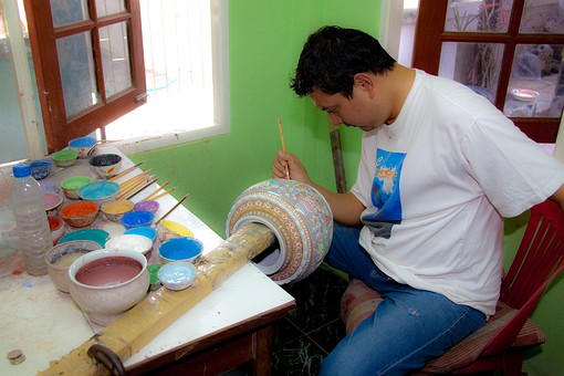 J0307350 - Ban Don Kai Dee