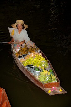 J0705495 - Damnoen Saduak Float
