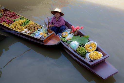 K0605268 - Amphawa Floating Mar