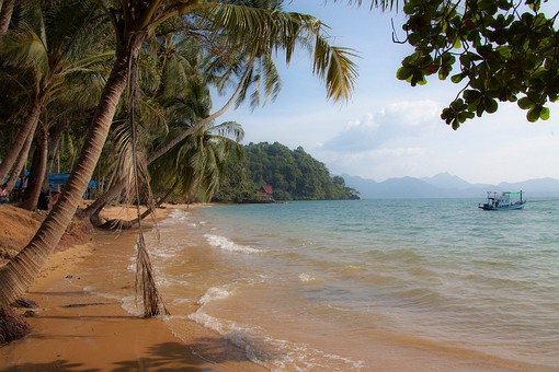 L1118292 - Hat Thammachat