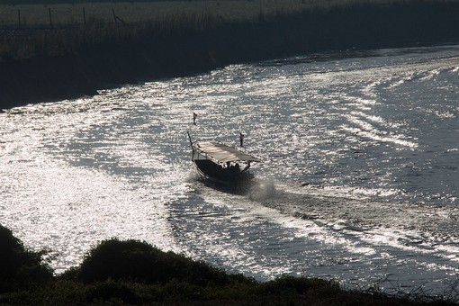N0208019 - Mae Kok River Scener