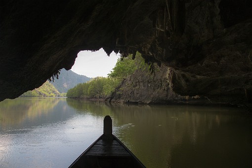 Q0515316 - Tham Lot Puyu