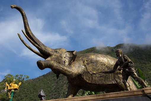 Q0717069 - Khao Chang