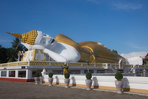 R0812049 - Wat That Noi