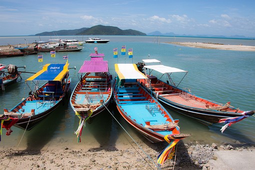 R0818115 - Ao Thong Krut