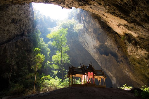 T0313164 - Tham Phraya Nakhon